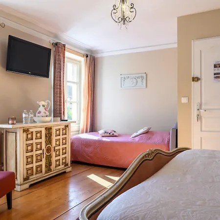 Demeure D'antan - D'hotes Bed & Breakfast