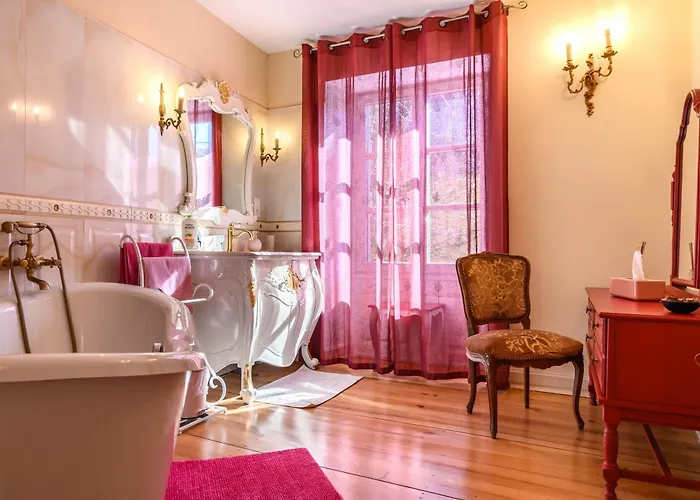 Demeure D'antan - D'hotes 3*